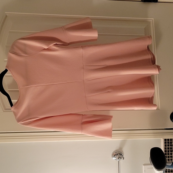 Peach Romper size M. - Picture 3 of 3